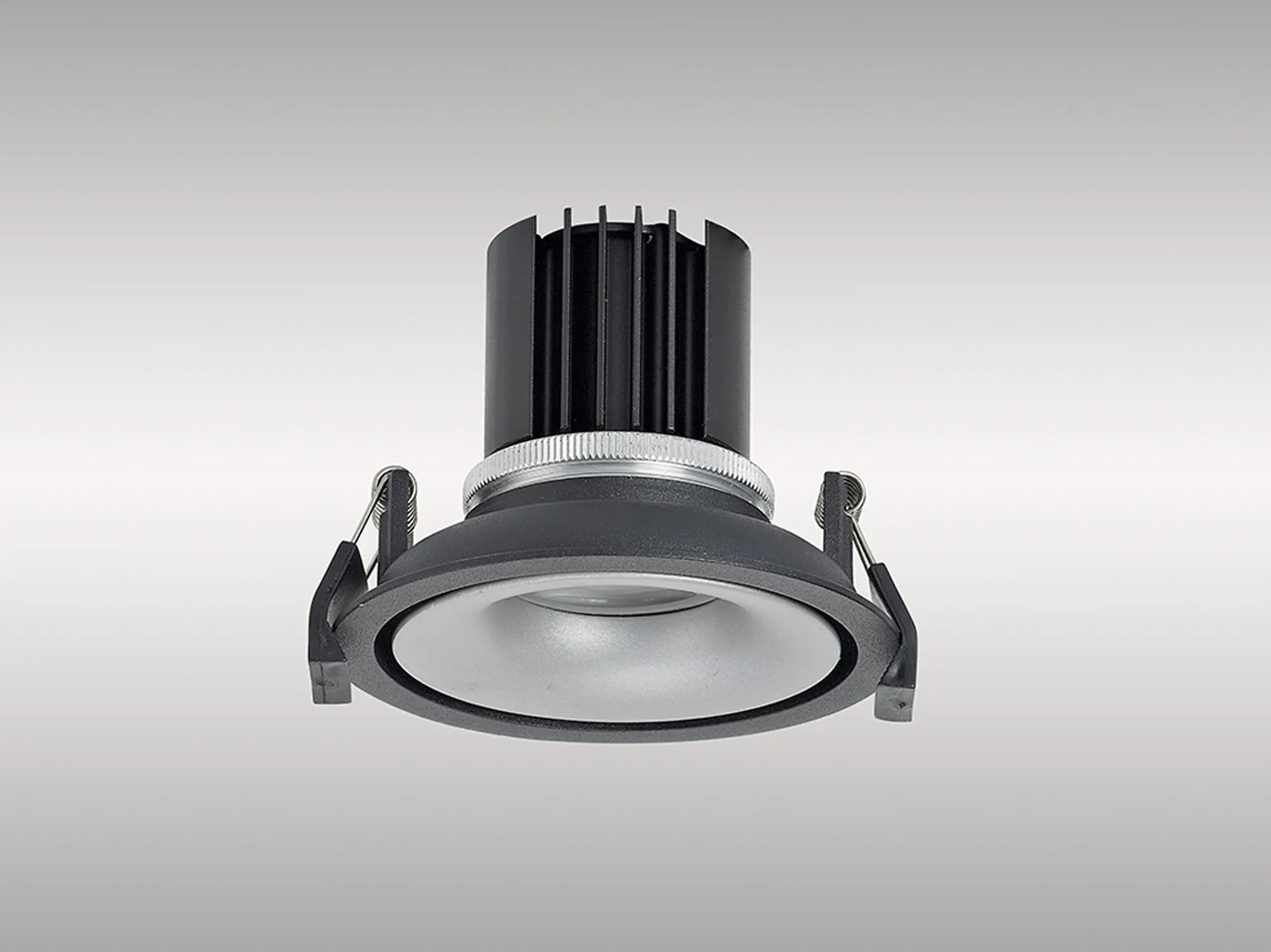 DM202061  Bolor 9 Tridonic Powered 9W 2700K 770lm 36° CRI>90 LED Engine Black/Silver Fixed Recessed Spotlight, IP20